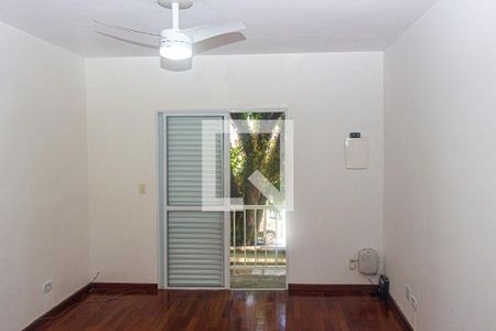 Casa para alugar com 3 quartos, 150m² em Vila Marari, São Paulo
