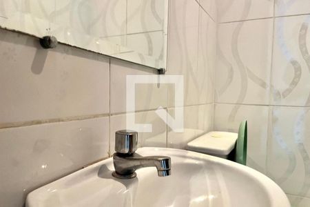 Lavabo de casa à venda com 3 quartos, 150m² em Vila Marari, São Paulo