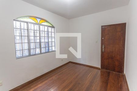 Sala de apartamento para alugar com 3 quartos, 92m² em Cidade Nova, Belo Horizonte