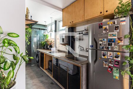 Cozinha de kitnet/studio para alugar com 1 quarto, 23m² em República, São Paulo