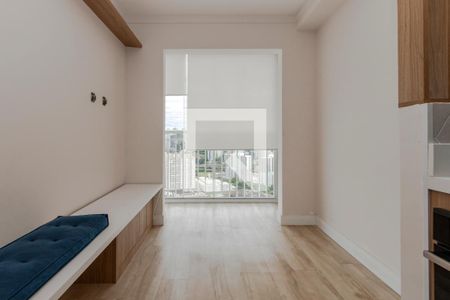 Sala/ Cozinha de apartamento para alugar com 1 quarto, 28m² em Vila das Belezas, São Paulo