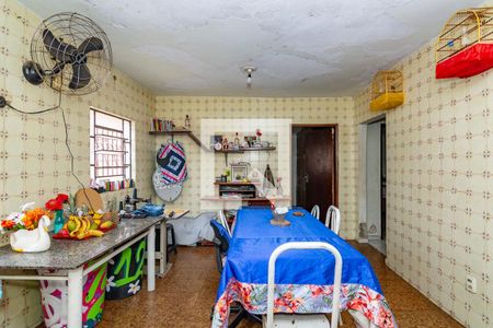 Sala 2 de casa à venda com 3 quartos, 240m² em Califórnia, Belo Horizonte