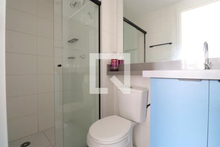 Banheiro de apartamento para alugar com 1 quarto, 27m² em Bom Retiro, São Paulo