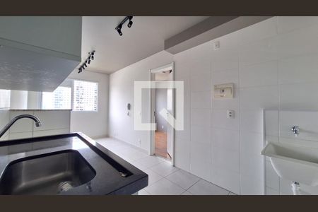 Sala/Cozinha/Área de serviço de apartamento para alugar com 1 quarto, 27m² em Bom Retiro, São Paulo