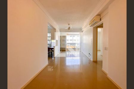 Sala de TV de apartamento para alugar com 2 quartos, 64m² em Coqueiros, Florianópolis