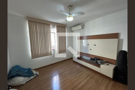 Sala de casa para alugar com 2 quartos, 80m² em Bento Ribeiro, Rio de Janeiro