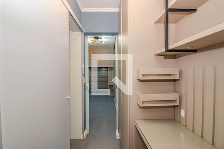 Corredor de apartamento para alugar com 1 quarto, 39m² em Passo D’areia, Porto Alegre