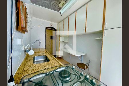 Cozinha de apartamento à venda com 2 quartos, 66m² em Jardim Iporanga, Guarulhos