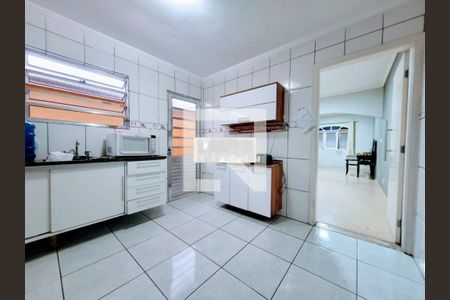 Casa à venda com 3 quartos, 120m² em Vila Gomes, São Paulo