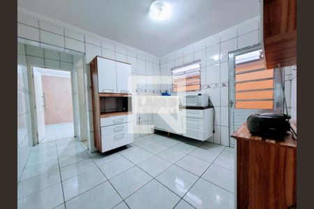 Casa à venda com 3 quartos, 120m² em Vila Gomes, São Paulo