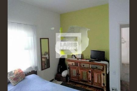 Casa à venda com 4 quartos, 250m² em Vila Inah, São Paulo