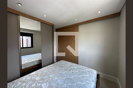 Quarto de apartamento para alugar com 1 quarto, 41m² em Empresarial 18 do Forte, Barueri
