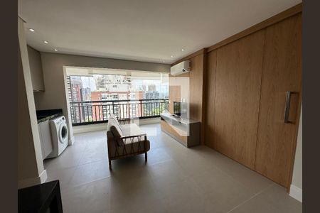 Sala de apartamento para alugar com 1 quarto, 41m² em Empresarial 18 do Forte, Barueri