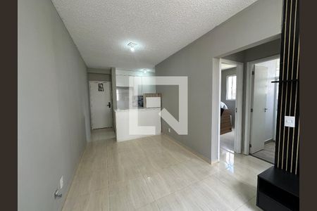 Sala de apartamento para alugar com 2 quartos, 45m² em Jardim Sao Paulo, Barueri