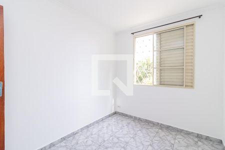Quarto 1 de apartamento para alugar com 2 quartos, 44m² em Vila Silvia, São Paulo