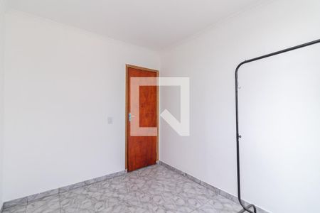 Quarto 2 de apartamento para alugar com 2 quartos, 44m² em Vila Silvia, São Paulo