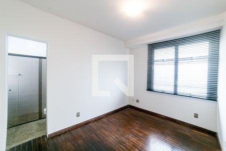 Suíte de apartamento à venda com 3 quartos, 169m² em Santo Antônio, Belo Horizonte