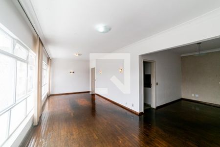 Sala de apartamento à venda com 3 quartos, 169m² em Santo Antônio, Belo Horizonte