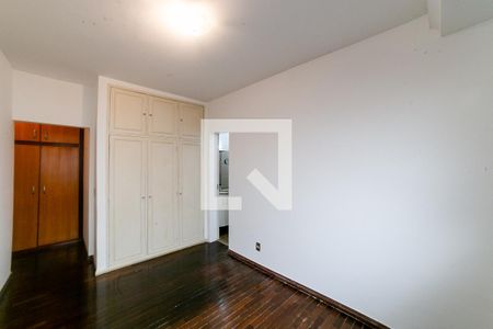 Suíte de apartamento à venda com 3 quartos, 169m² em Santo Antônio, Belo Horizonte