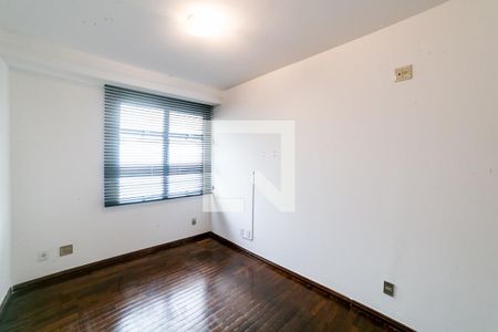Suíte de apartamento à venda com 3 quartos, 169m² em Santo Antônio, Belo Horizonte