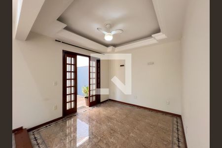 Sala de casa de condomínio à venda com 3 quartos, 448m² em Chácaras Alpina, Valinhos