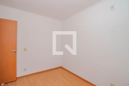 Quarto 1 de apartamento para alugar com 2 quartos, 45m² em Humaitá, Porto Alegre