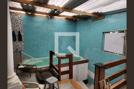 Casa à venda com 4 quartos, 280m² em Jardim São Paulo, São Paulo