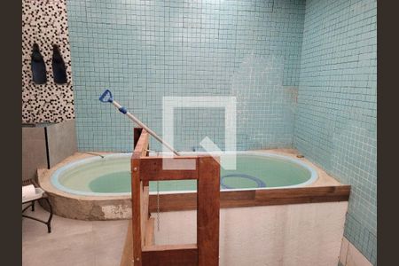 Casa à venda com 4 quartos, 280m² em Jardim São Paulo, São Paulo