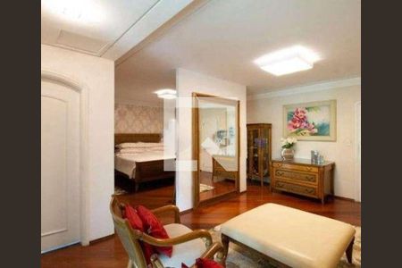 Casa à venda com 4 quartos, 580m² em Parque Edu Chaves, São Paulo