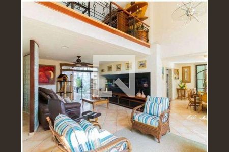 Casa à venda com 4 quartos, 580m² em Parque Edu Chaves, São Paulo