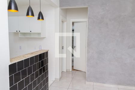 Sala de apartamento para alugar com 2 quartos, 44m² em Cosmos, Rio de Janeiro