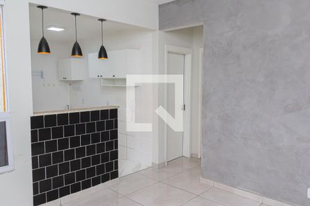 Sala de apartamento para alugar com 2 quartos, 44m² em Cosmos, Rio de Janeiro