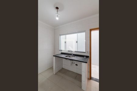 Sala e Cozinha de casa de condomínio para alugar com 2 quartos, 60m² em Jardim Lucinda, São Paulo