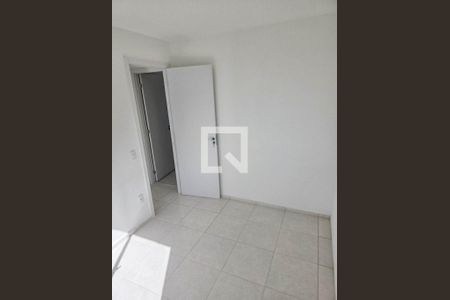 Quarto 1 de apartamento para alugar com 2 quartos, 58m² em Jardim Alvorada, Nova Iguaçu