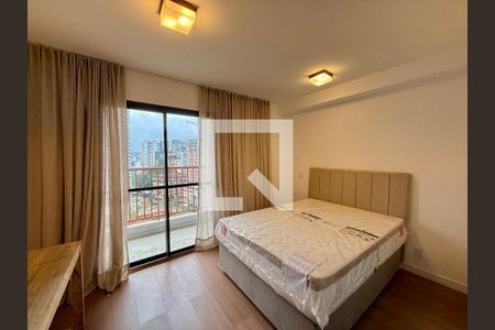 Quarto de kitnet/studio para alugar com 0 quarto, 27m² em Jardim das Acacias, São Paulo