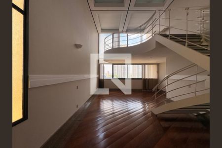 Sala de apartamento à venda com 3 quartos, 290m² em Vila Bastos, Santo André