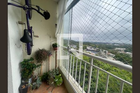 Varanda Sala de apartamento para alugar com 3 quartos, 65m² em Jardim Caiapiá, Cotia