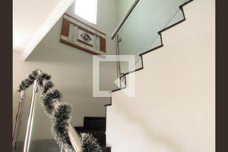 Sala - Escada de casa à venda com 3 quartos, 155m² em Cipava, Osasco