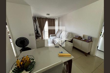 Sala de apartamento à venda com 2 quartos, 72m² em Recreio dos Bandeirantes, Rio de Janeiro