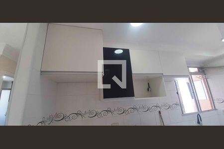 Cozinha de apartamento à venda com 2 quartos, 49m² em São Pedro, Osasco
