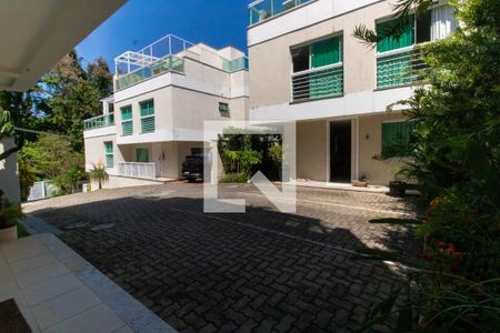 Vista da Sala de casa de condomínio para alugar com 4 quartos, 220m² em São Francisco, Niterói