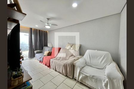 Sala de casa à venda com 3 quartos, 180m² em Vila Nogueira, Campinas