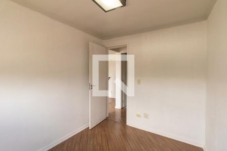 Quarto 1 de apartamento para alugar com 2 quartos, 47m² em Pinheirinho, Curitiba