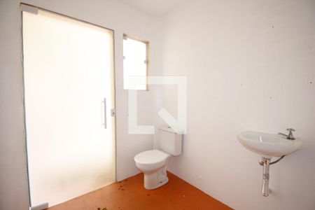 banheiro de casa para alugar com 2 quartos, 60m² em Vila Madalena, São Paulo