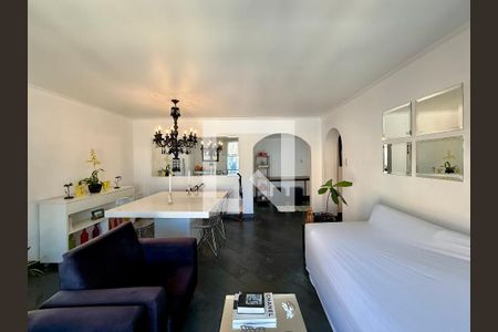 Sala  de apartamento à venda com 2 quartos, 98m² em Vila Nova Conceição, São Paulo