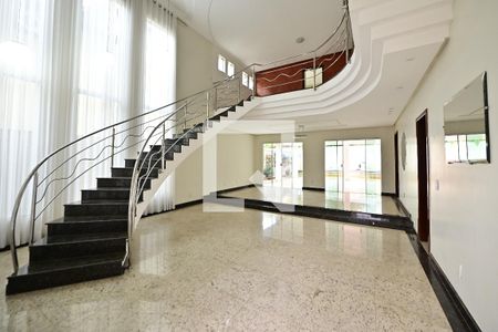 Casa de Condomínio para alugar com 4 quartos, 396m² em Residencial Eldorado, Goiânia