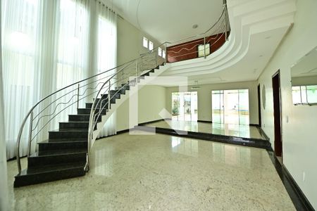 Casa de Condomínio para alugar com 4 quartos, 396m² em Residencial Eldorado, Goiânia