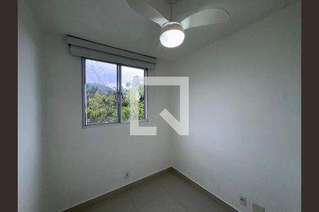 Apartamento à venda com 2 quartos, 45m² em Vargem Grande, Rio de Janeiro