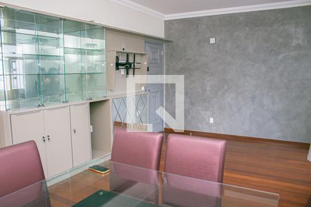 sala de apartamento para alugar com 2 quartos, 110m² em Funcionários, Belo Horizonte