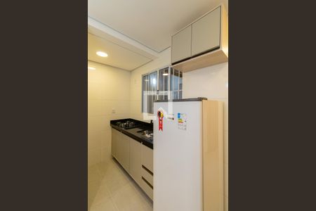 Sala e Cozinha de apartamento para alugar com 1 quarto, 27m² em Penha de França, São Paulo